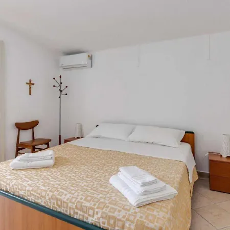 Rosimeli Con Piscina A 150 Mt Dal Mare