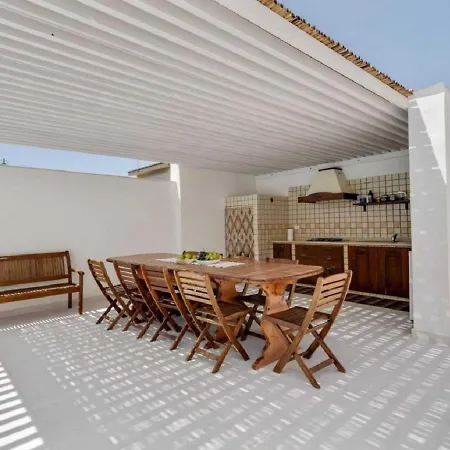 Holiday home Rosimeli Con Piscina A 150 Mt Dal Mare Ispica