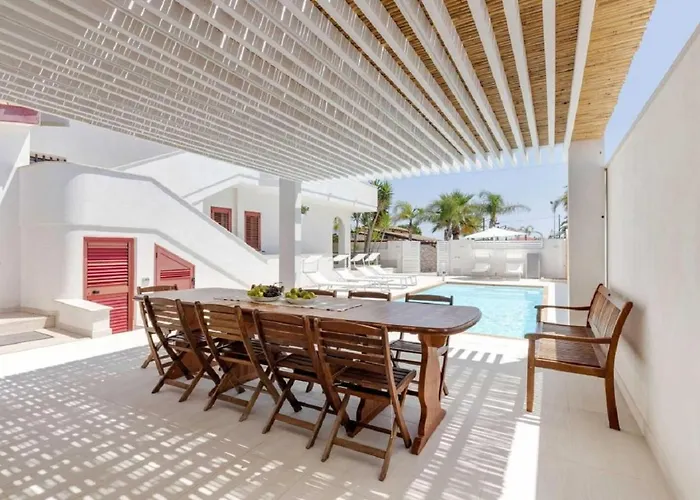 Rosimeli Con Piscina A 150 Mt Dal Mare Vakantiehuis