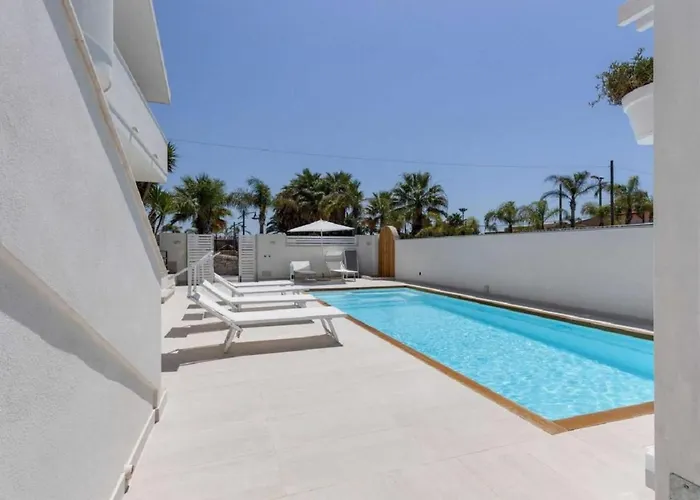 Rosimeli Con Piscina A 150 Mt Dal Mare Vakantiehuis