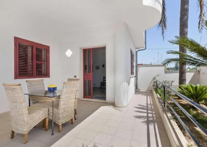 Rosimeli Con Piscina A 150 Mt Dal Mare