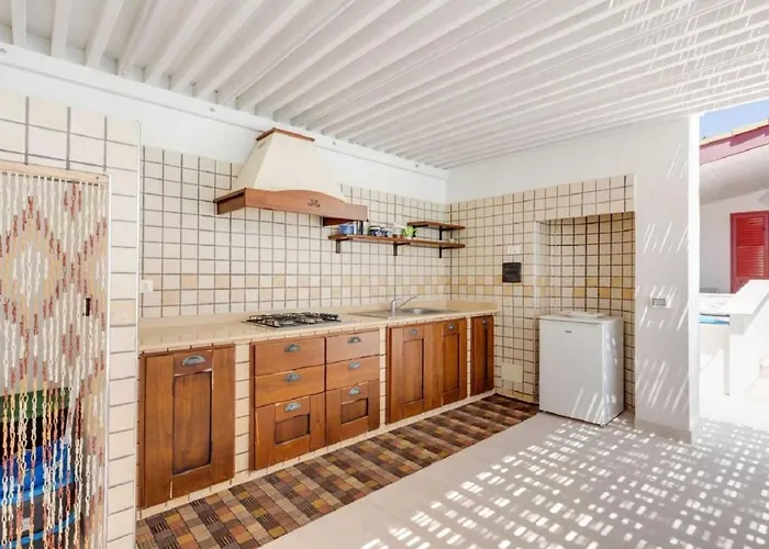 Rosimeli Con Piscina A 150 Mt Dal Mare Ispica